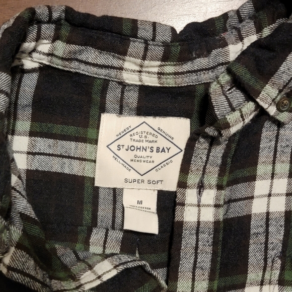 St. Johns Bay Super Soft Plaid Button Down Long Sleeve - Picture 3 of 3